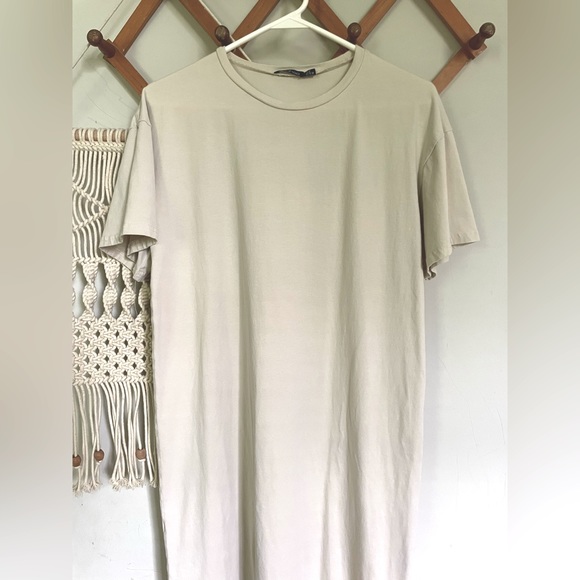 Boohoo T-shirt dress cream tan boho trendy summer beach wear vacation - Picture 2 of 6